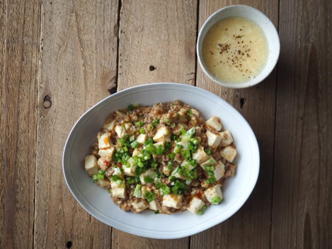 麻婆豆腐と中華風コーンスープ